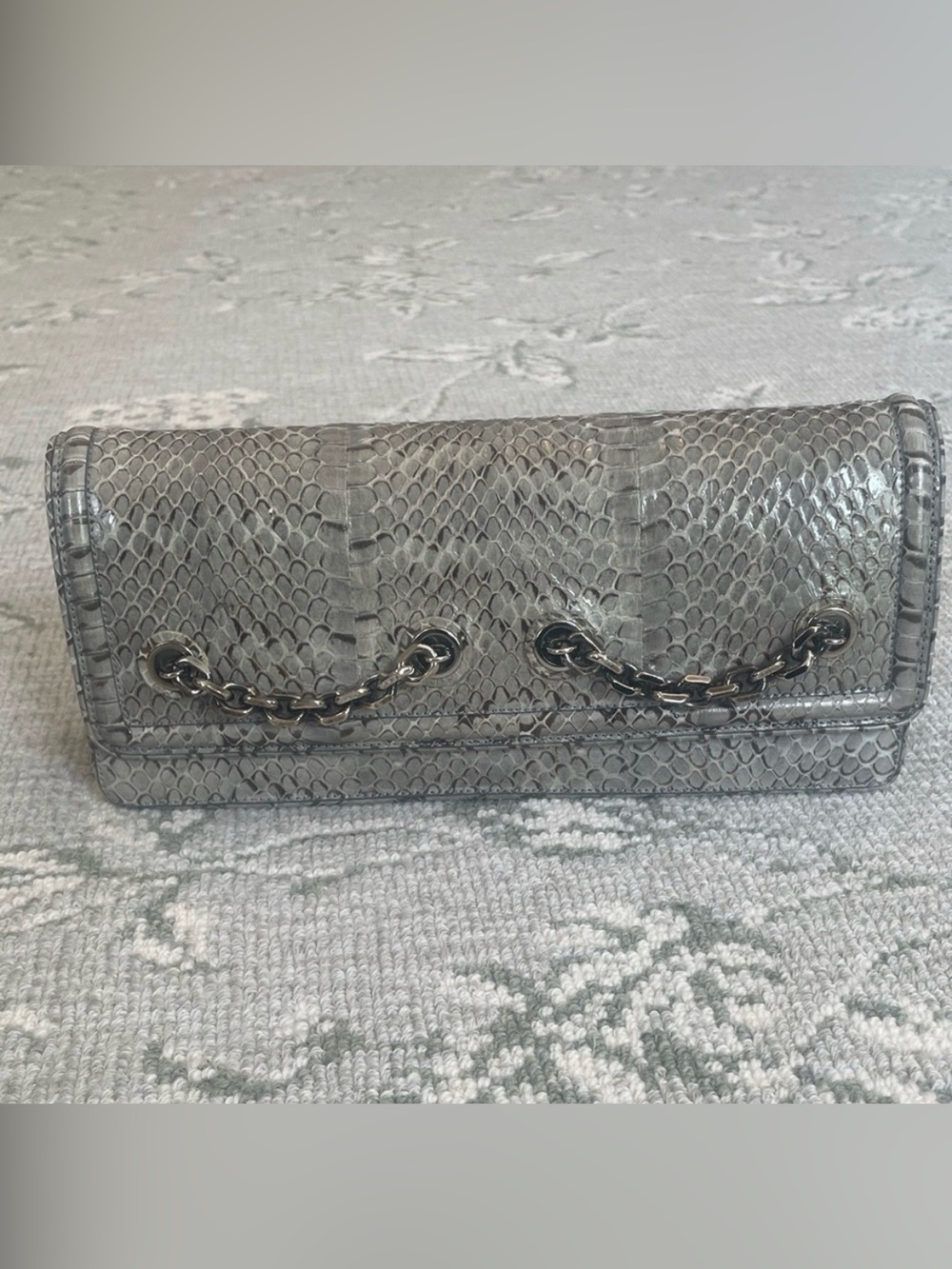 Judith Leiber python Grey clutch Decorated silver tone chain in the front - Picture 6 of 16